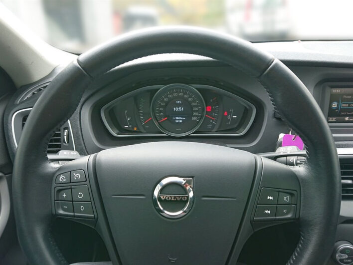 Volvo V40 voll