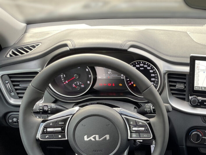 KIA XCeed Silber 1.0 TGDI voll
