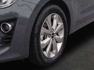 KIA RIO Silber 1.2 DPI voll