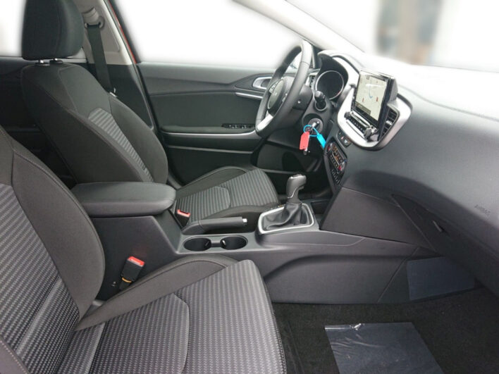 KIA Xceed Gold 1.6 CRDI DCT 48V voll